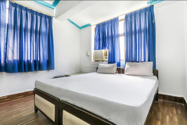 Hotel Priti International Мапуса Экстерьер фото